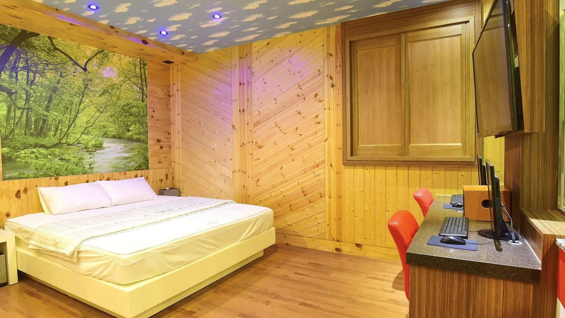 Vovtel Hotel Busan 3*,